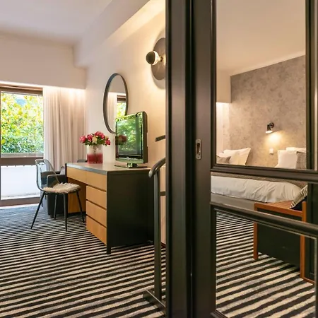 Ξενοδοχείο D. Afonso & 3*