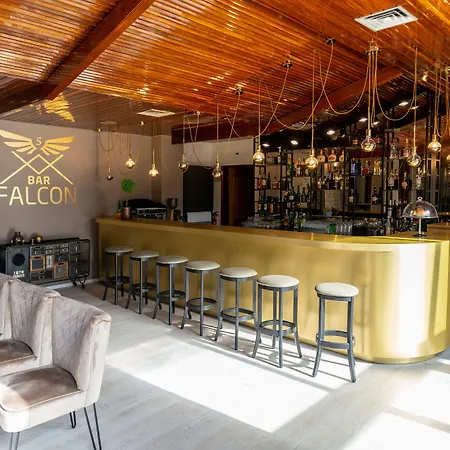 Отель D. Afonso & 3*