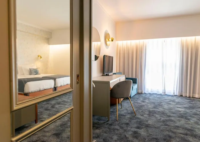 D. Afonso & 3* Monte Real